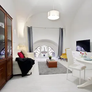 Apartment Ponte Cavour, Rome
